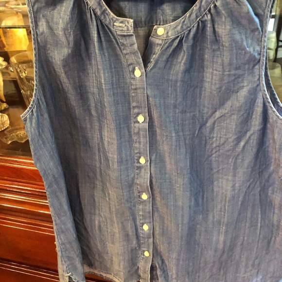 Tommy Bahama Chambray Top - Picture 3 of 4